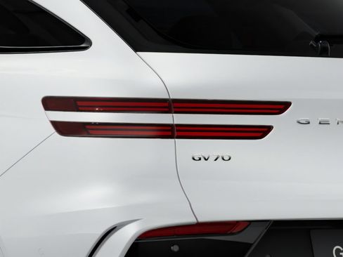 New 2026 Genesis GV70 3.5T Sport Prestige image 10