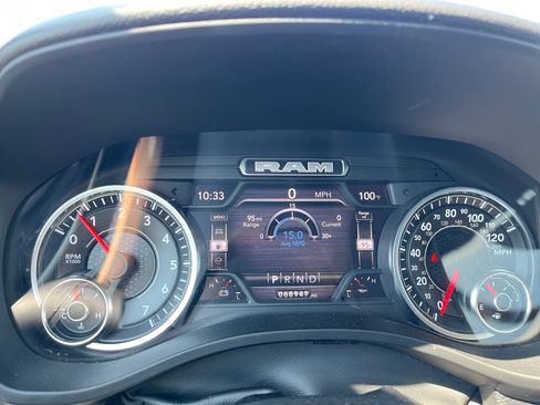 Used 2022 RAM 1500 Big Horn AWD/4WD image 18