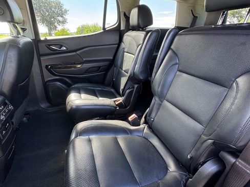 Used 2023 GMC Acadia AT4 image 12