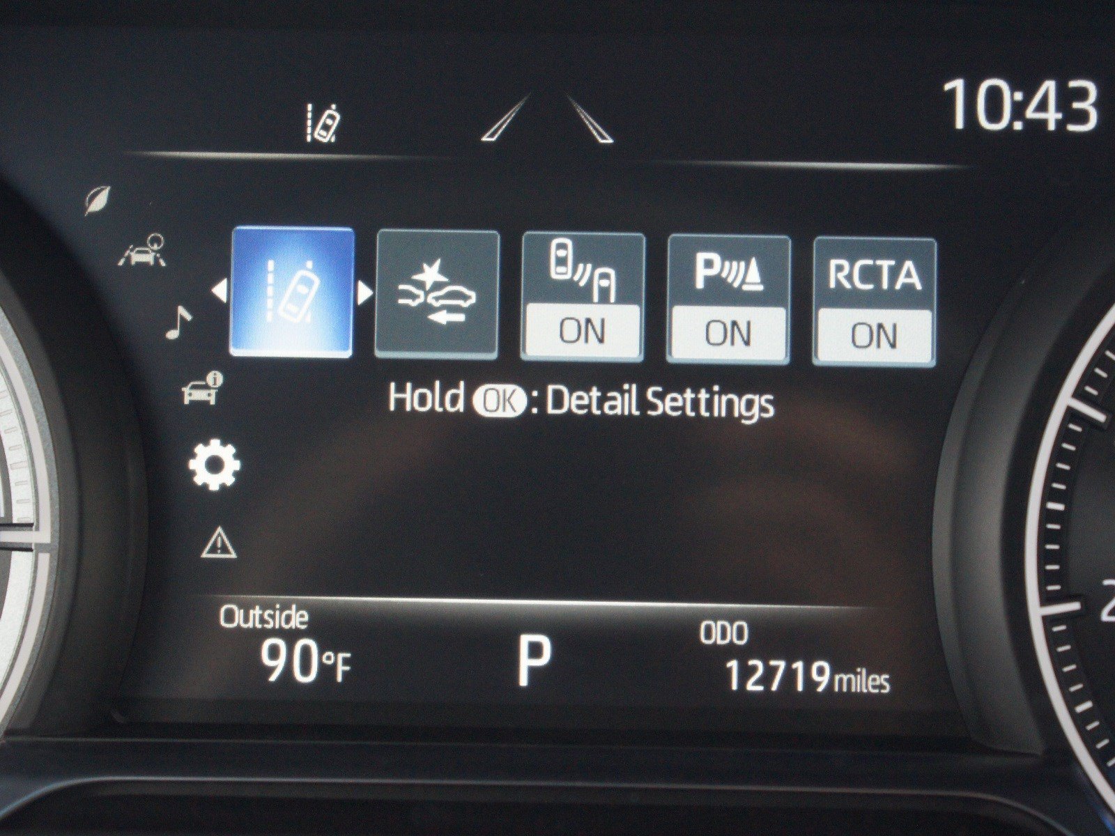 Used 2023 Toyota Venza Nightshade AWD/4WD image 4