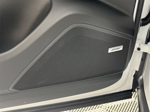 New 2026 Porsche Cayenne Base image 21