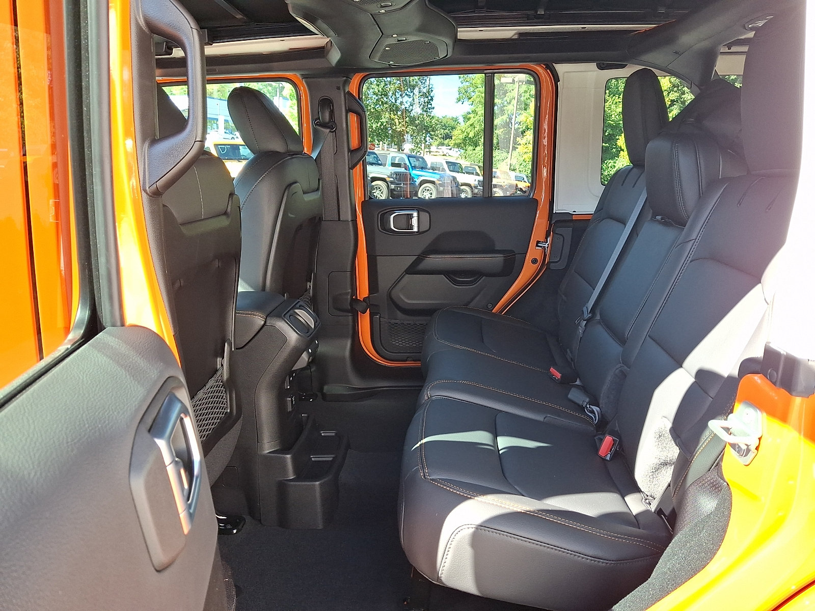 New 2027 Jeep Wrangler Unlimited Sahara AWD/4WD image 6
