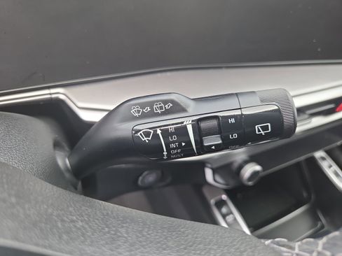 Used 2025 Kia Sorento S w/ Panoramic Sunroof Package FWD image 14