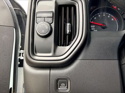 Used 2023 Chevrolet Silverado 1500 Custom RWD image 33