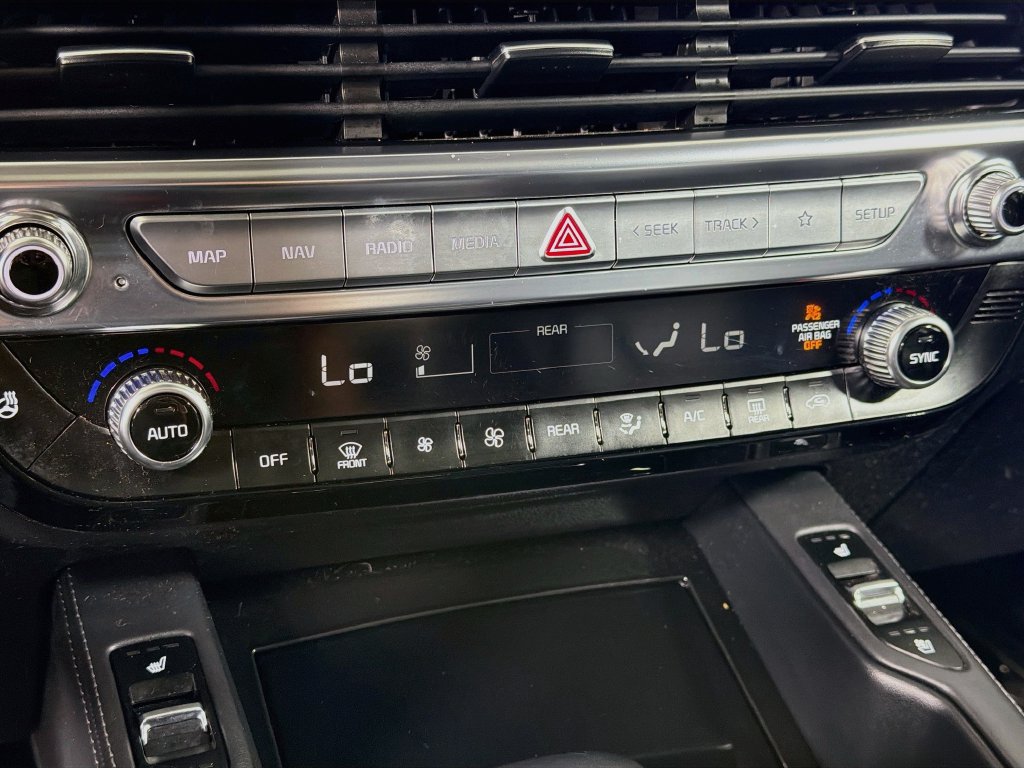 Used 2021 Kia Telluride EX w/ EX Premium Package AWD/4WD image 17