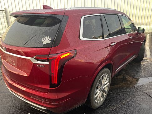 Used 2023 Cadillac XT6 Premium Luxury w/ Platinum Package FWD image 4