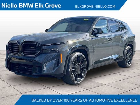 Used 2025 BMW XM image 1