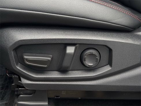 Used 2025 Toyota Tacoma TRD Pro image 30