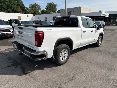 Used 2023 GMC Sierra 1500 Pro w/ Pro Value Package AWD/4WD image 31