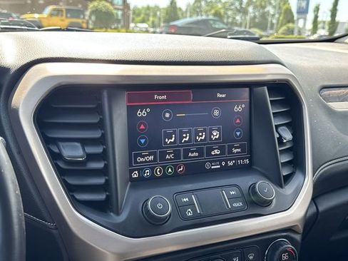 Used 2023 GMC Acadia Denali w/ Denali Technology Package FWD image 22