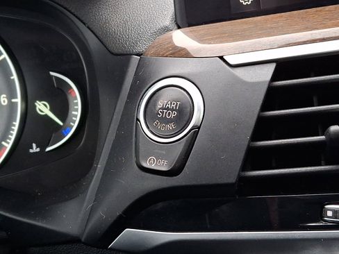 Used 2018 BMW X3 xDrive30i w/ Convenience Package image 25