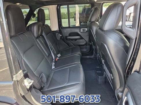 Used 2024 Jeep Wrangler Unlimited Sahara AWD/4WD image 14