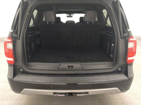 Used 2019 Ford Expedition Max XLT w/ Equipment Group 202A RWD image 29