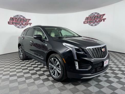Used 2025 Cadillac XT5 Premium Luxury w/ Technology Package image 9