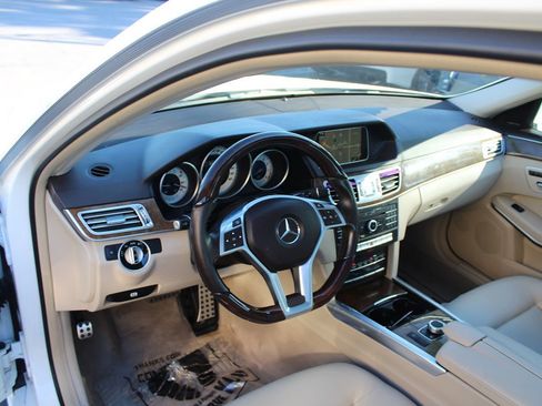 Used 2016 Mercedes-Benz E 350 Sport image 19