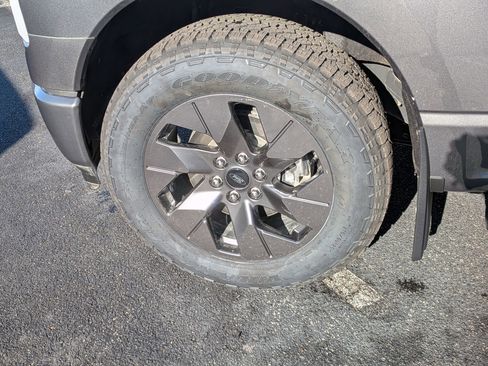 Used 2023 Ford F150 Lightning Lariat w/ Tow Technology Package image 12