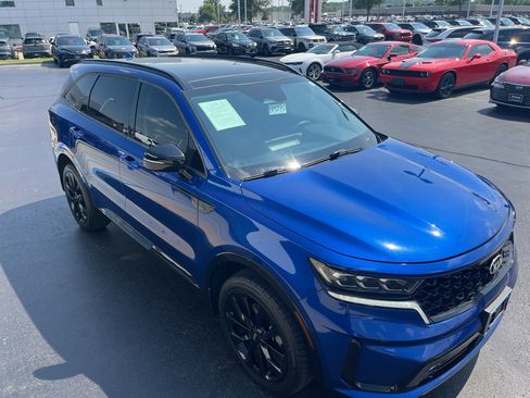 Used 2021 Kia Sorento SX AWD/4WD image 7