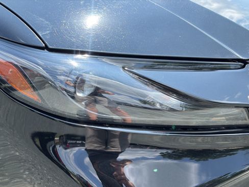 Used 2025 Toyota Camry LE FWD image 9