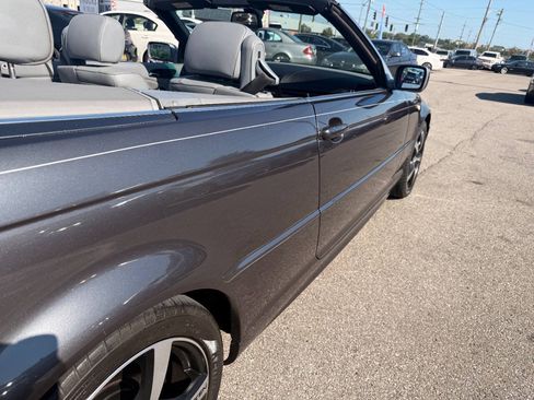 Used 2005 BMW 325Ci Convertible RWD image 29