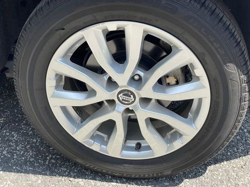 Certified 2021 Nissan Rogue Sport SV AWD/4WD image 33