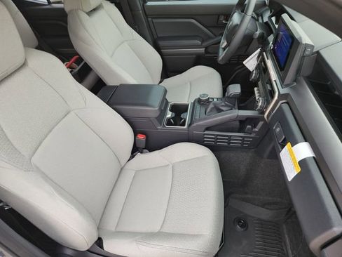New 2026 Toyota 4Runner SR5 AWD/4WD image 12