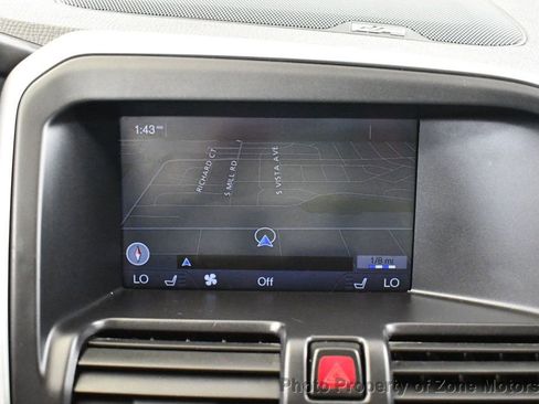 Used 2012 Volvo XC60 T6 R-Design image 37