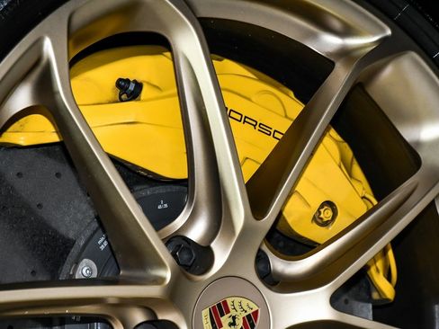 Used 2024 Porsche Cayenne Turbo GT image 97