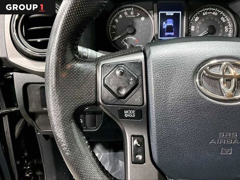Certified 2019 Toyota Tacoma TRD Off-Road w/ Technology Package AWD/4WD image 24