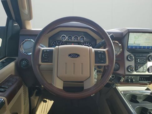 Used 2014 Ford F250 King Ranch w/ King Ranch w/Chrome Package image 22