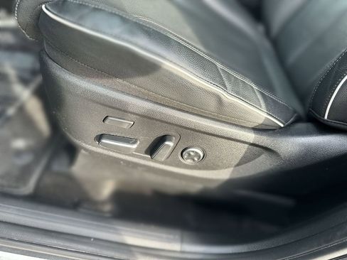 Used 2023 Hyundai Palisade Limited image 15