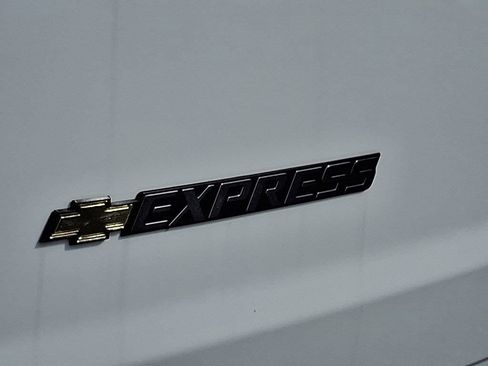 New 2025 Chevrolet Express 3500 WT Van w/ Driver Convenience Package image 15