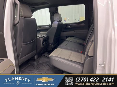 Used 2024 Chevrolet Silverado 1500 ZR2 w/ Technology Package AWD/4WD image 11