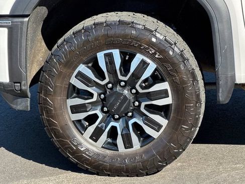 Used 2025 GMC Sierra 2500 Denali Ultimate AWD/4WD image 48