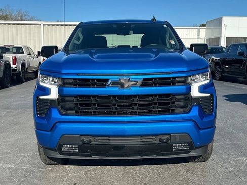 Used 2023 Chevrolet Silverado 1500 RST image 3