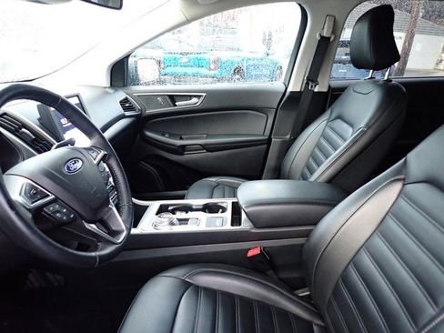 Used 2022 Ford Edge SEL w/ Convenience Package image 16