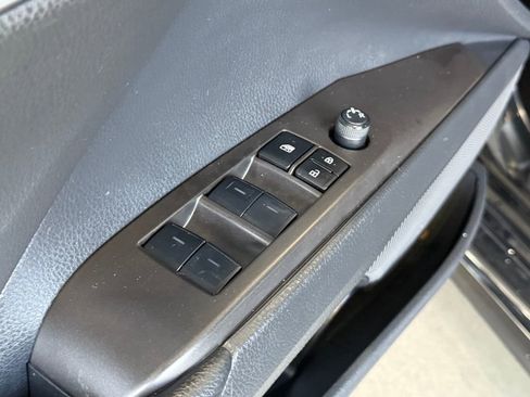 Certified 2023 Toyota Camry SE image 17