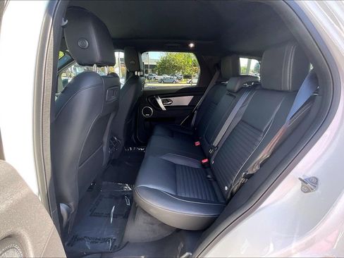 Certified 2025 Land Rover Discovery Sport Dynamic SE AWD/4WD image 20