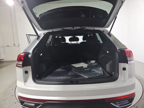 New 2026 Volkswagen Atlas Cross Sport SE AWD/4WD image 21