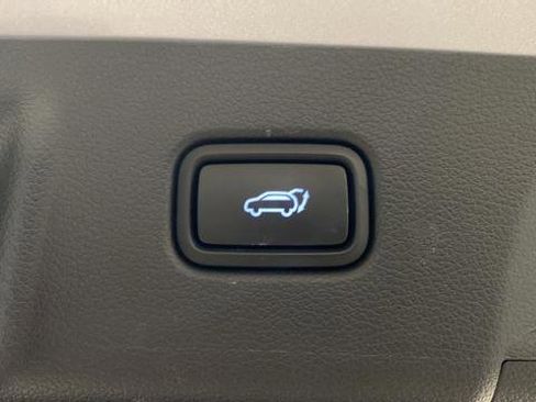Used 2025 Hyundai Palisade SEL AWD/4WD image 32