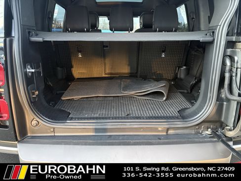 Used 2024 Land Rover Defender 110 X-Dynamic SE image 37