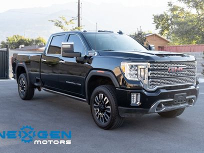 Used 2022 GMC Sierra 3500 Denali w/ Denali Black Diamond Edition