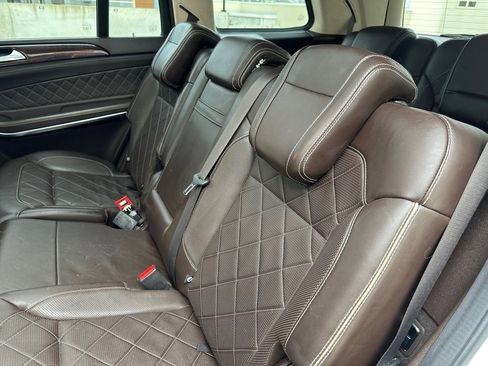 Used 2019 Mercedes-Benz GLS 550 4MATIC image 16