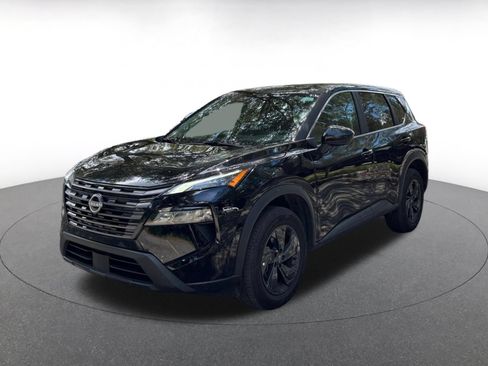 Used 2026 Nissan Rogue SV AWD/4WD image 4