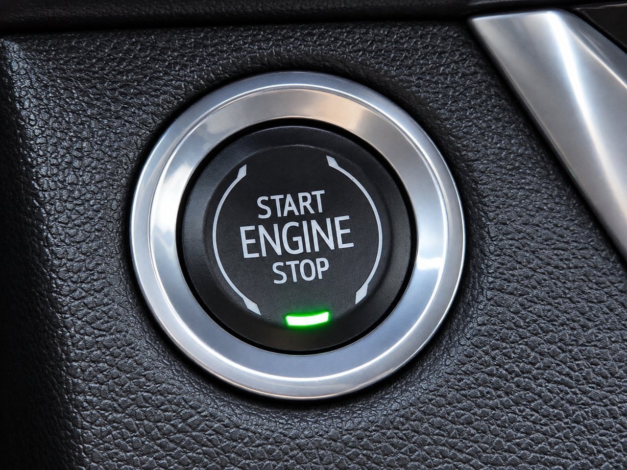 Certified 2025 Buick Envista Preferred FWD image 18