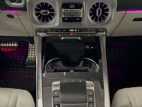 Used 2025 Mercedes-Benz G 63 AMG 4MATIC image 31