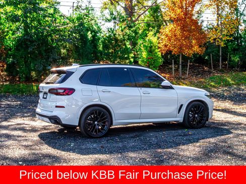 Used 2021 BMW X5 sDrive40i w/ M Sport Package image 9