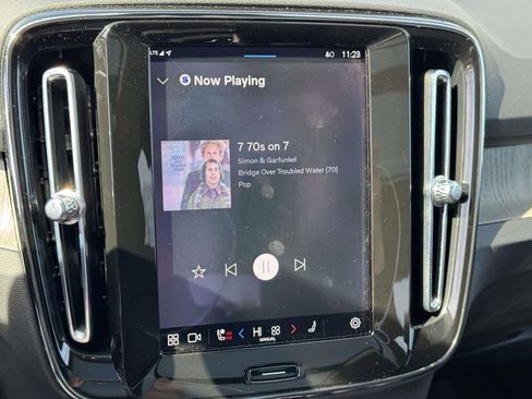 Certified 2023 Volvo XC40 B5 Plus w/ Driver Assist Package image 25