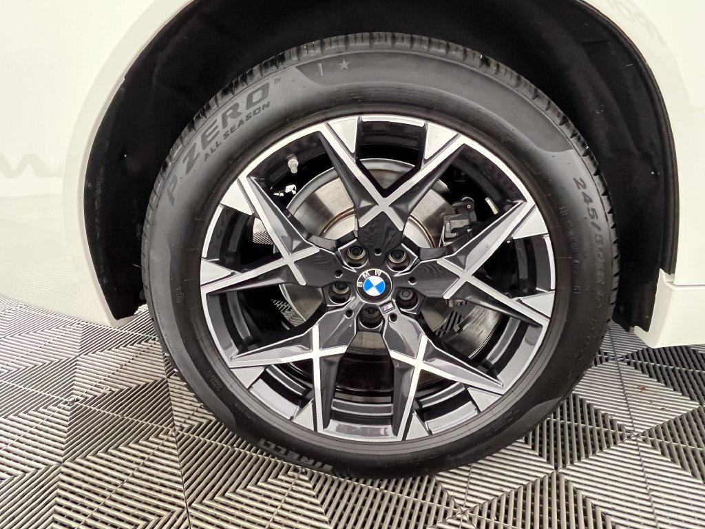Certified 2026 BMW X3 xDrive30i w/ M Sport Package AWD/4WD image 15