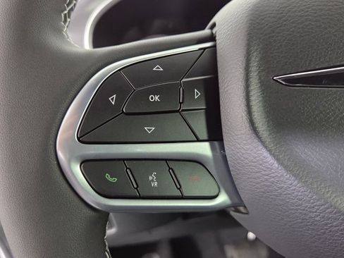 New 2026 Chrysler Pacifica Select image 17