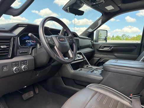 Used 2024 GMC Sierra 2500 AT4X w/ AT4X AEV Edition AWD/4WD image 5